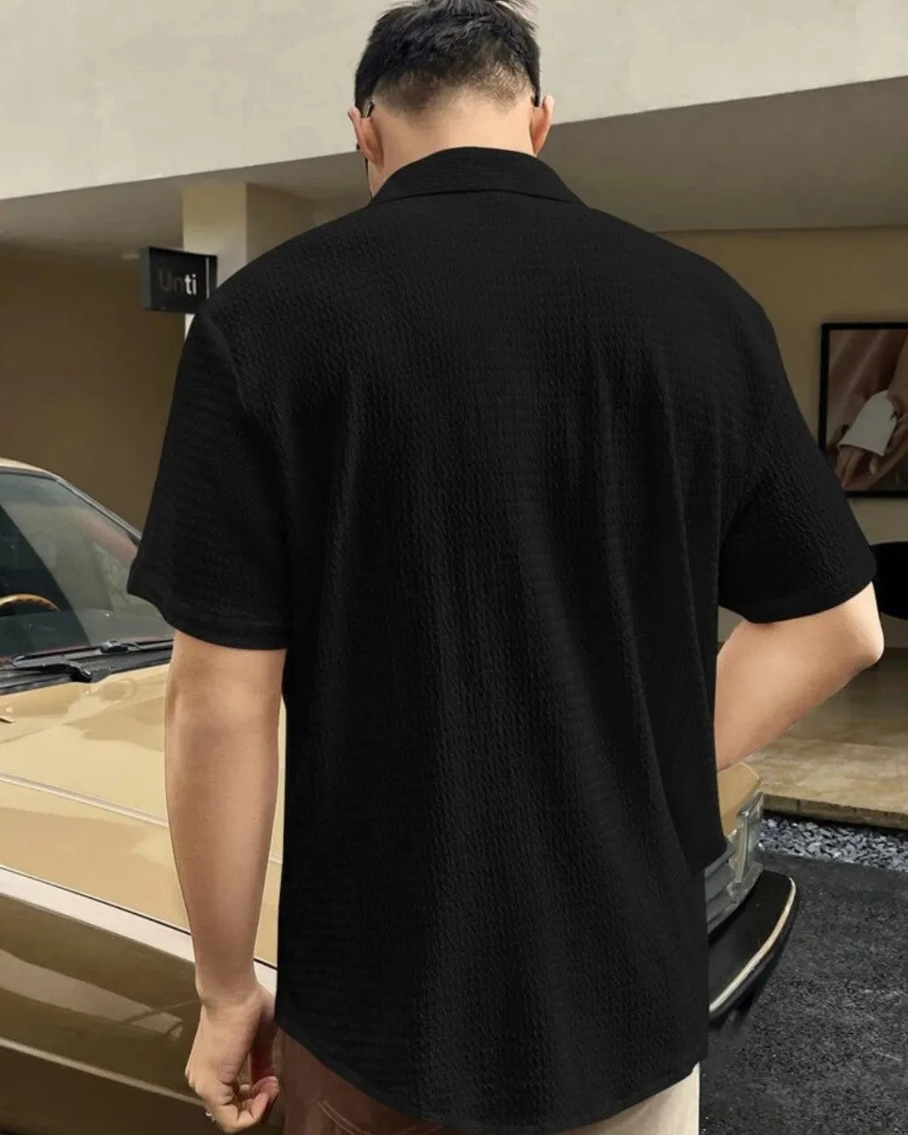 Black Colour Men Casual Wear Cotton Structured Shirt
