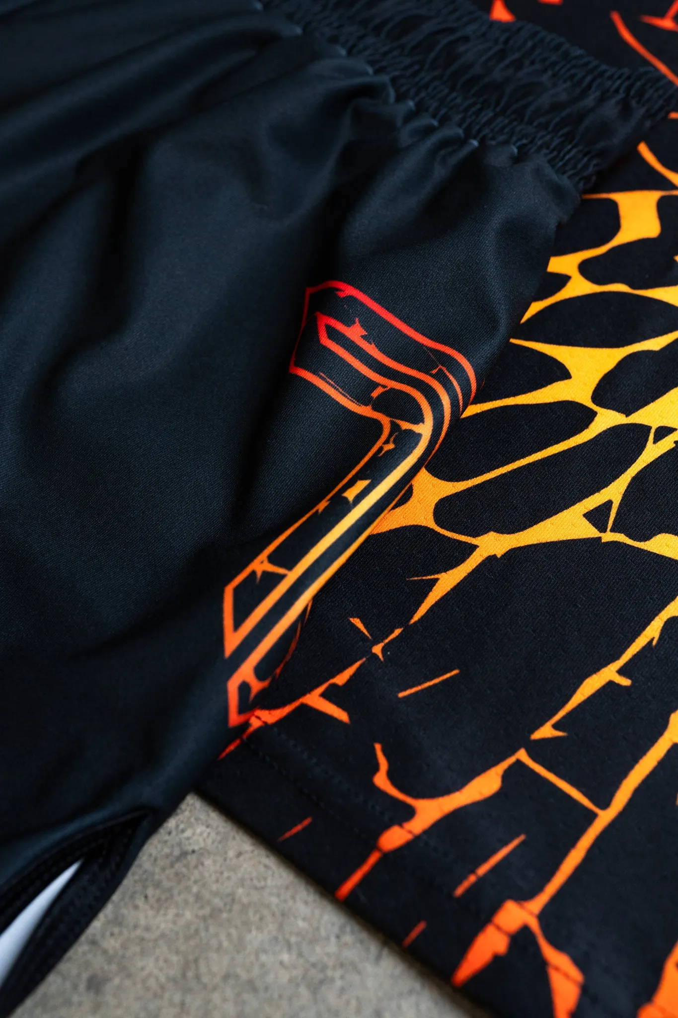 Magma Short-Sleeve Raglan - Lava